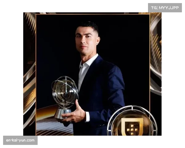 C罗率葡萄牙全明星中场 冲击生涯首座世界杯奖杯